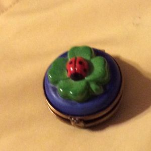 Limonges trinket box.